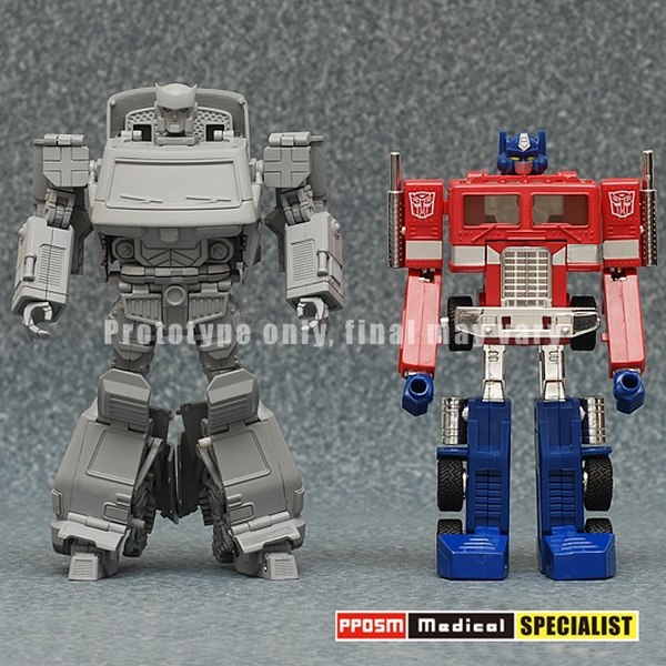 PP05M Medical Specialist   Transformers Ratchet  (14 of 21)